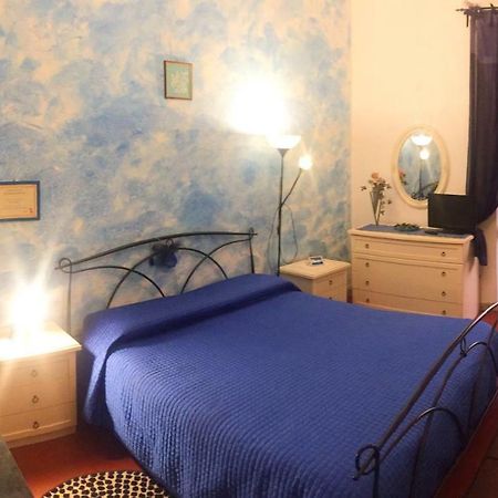 Eco B&B I Due Oleandri Marina Di Carrara Eksteriør billede