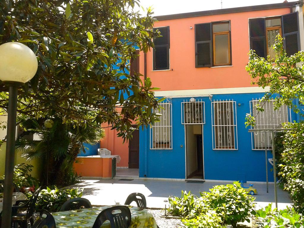 Eco B&B I Due Oleandri Marina Di Carrara Eksteriør billede